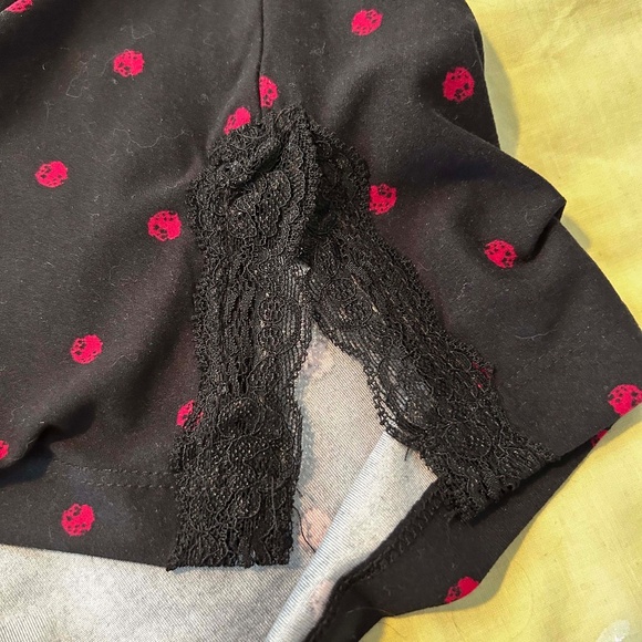 PJ PANTS, BLACK & TINY RED FLOWERS, SIZE 5X, LACE DETAIL, CAPRI LENGTH, PULL ON, - Picture 4 of 10